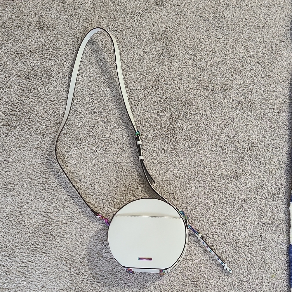 Elegant White Crossbody Bag